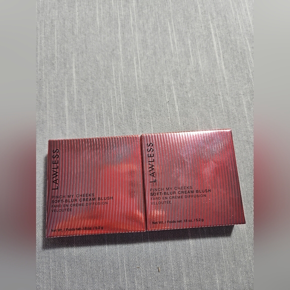 Lawless BEAUTY SET bluches & BALM sticks - Picture 2 of 14